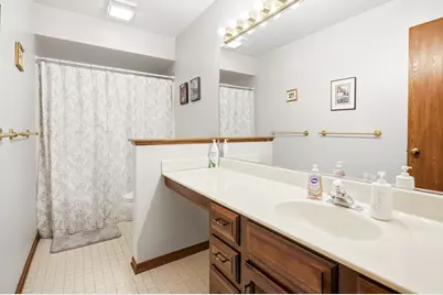 615 Waverly Drive #C, Elgin, IL 60120 - Photo 5