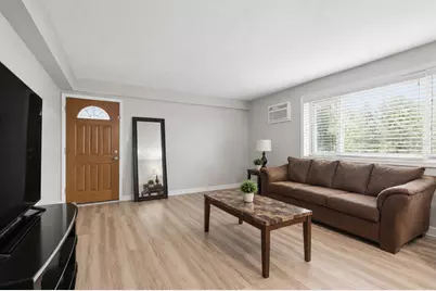 17204 71st Avenue #4, Tinley Park, IL 60477 - Photo 3