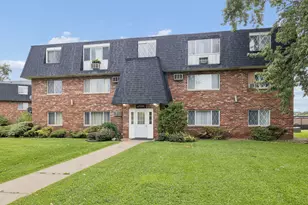 17204 71st Ave, Tinley Park, IL 60477 - Photo 1