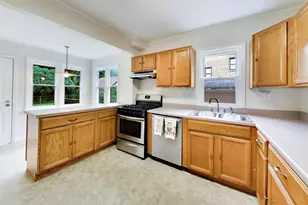 315 Douglas Ave, Waukegan, IL 60085 - Photo 13