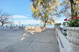 1205 W Sherwin Ave, Chicago, IL 60626 - Photo 11