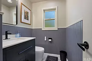 2562 N Lancaster Ln, Round Lake Beach, IL 60073 - Photo 9