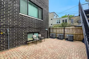 5042 N Western Ave, Chicago, IL 60625 - Photo 25