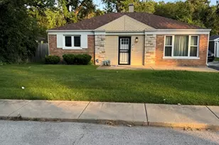 331 Osage St, Park Forest, IL 60466 - Photo 1