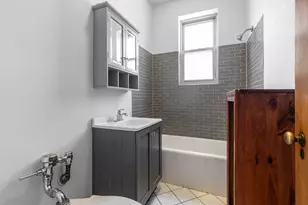 7370 S South Shore Dr, Chicago, IL 60649 - Photo 17