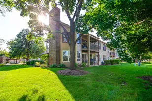 187 Willow Pkwy, Buffalo Grove, IL 60089 - Photo 21