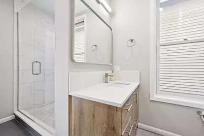 2307 W Melrose Street, Chicago, IL 60618 - Photo 17