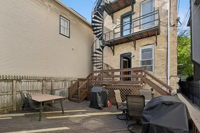 2307 W Melrose Street, Chicago, IL 60618 - Photo 23