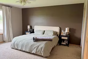 728 Steamboat Ct, Ottawa, IL 61350 - Photo 9