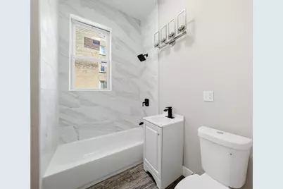 7017 S Normal Boulevard, Chicago, IL 60621 - Photo 9