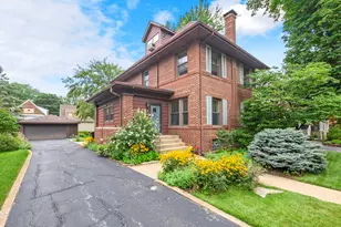 10024 S Leavitt St, Chicago, IL 60643 - Photo 1