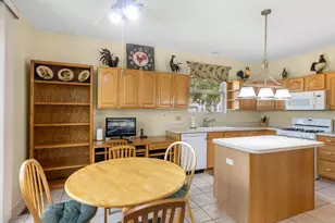13041 Bull Ridge Dr, Huntley, IL 60142 - Photo 7
