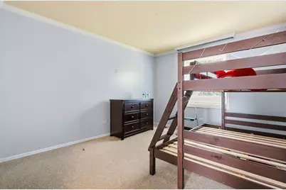 [Address not provided], Gurnee, IL 60031 - Photo 17