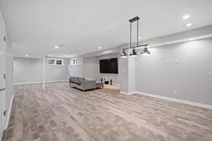 3818 Grand View Ct, Saint Charles, IL 60175 - Photo 29