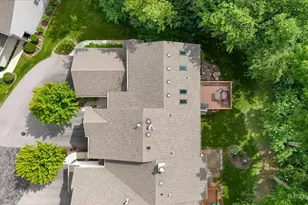8043 Sierra Woods Ln, Carpentersville, IL 60110 - Photo 27