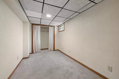 209 Alfred Drive, Sycamore, IL 60178 - Photo 23