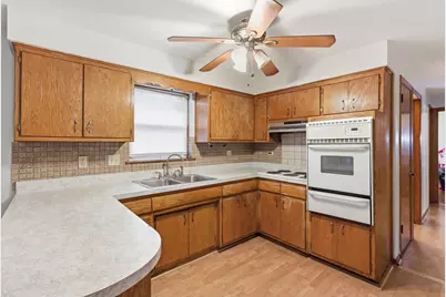 7426 W 62nd Place, Summit, IL 60501 - Photo 15