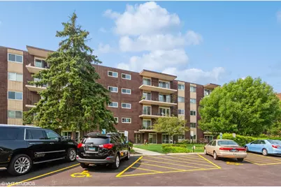 5300 Walnut Avenue #20C, Downers Grove, IL 60515 - Photo 1