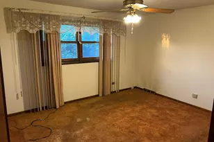 848 E 150th Pl, South Holland, IL 60473 - Photo 11