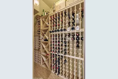 1942 N Wolcott Avenue, Chicago, IL 60622 - Photo 33