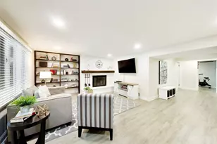 1402 Waukegan Rd, Northbrook, IL 60062 - Photo 23