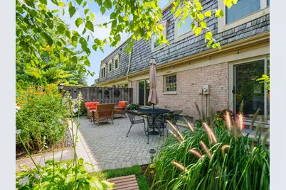 [Address not provided], Oak Brook, IL 60523 - Photo 9