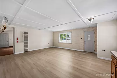 8425 Central Avenue, Burbank, IL 60459 - Photo 13