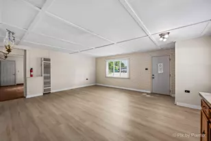 8425 Central Ave, Burbank, IL 60459 - Photo 13