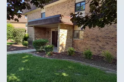 9165 North Road #F, Palos Hills, IL 60465 - Photo 1