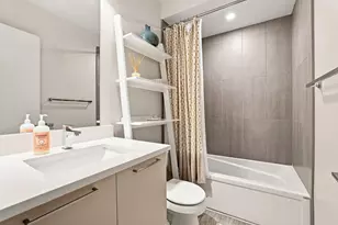 1938 N Francisco Ave, Chicago, IL 60647 - Photo 15
