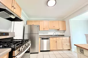 1166 Buckingham Rd, Wheeling, IL 60090 - Photo 7