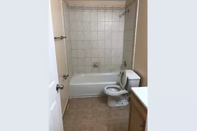 2447 W Polk Street, Chicago, IL 60612 - Photo 9
