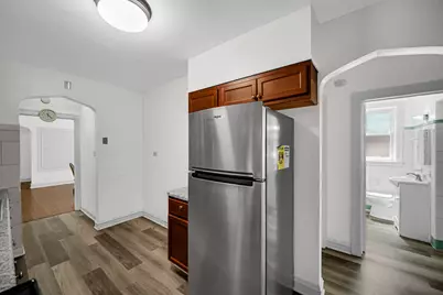 7428 S Bennett Avenue, Chicago, IL 60649 - Photo 15