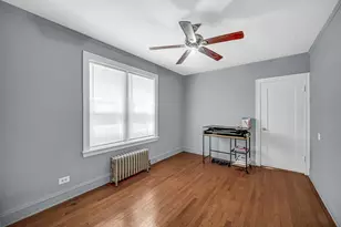7428 S Bennett Ave, Chicago, IL 60649 - Photo 11