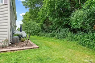 109 Waterbury Cir, Oswego, IL 60543 - Photo 17