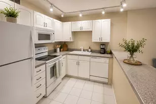 1636 N Wells St, Chicago, IL 60614 - Photo 7