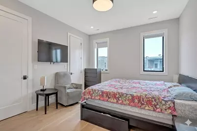 3014 W Montrose Avenue #3W, Chicago, IL 60618 - Photo 11
