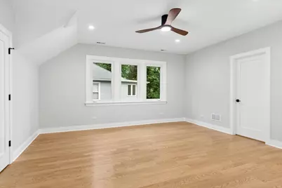 354 Lionel Road, Riverside, IL 60546 - Photo 19