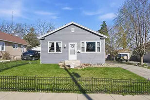 1306 Crosat St, Lasalle, IL 61301 - Photo 1