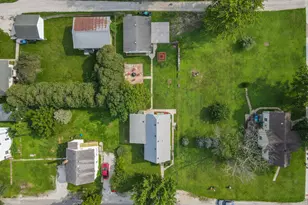 411 E 5th St, Momence, IL 60954 - Photo 51