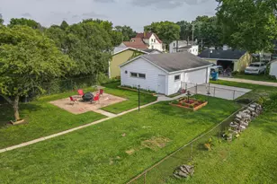 411 E 5th St, Momence, IL 60954 - Photo 47