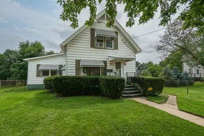 411 E 5th Street, Momence, IL 60954 - Photo 3