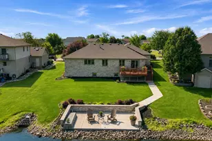 611 Edgewater Dr, Minooka, IL 60447 - Photo 21