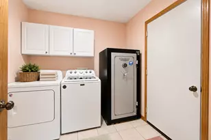 611 Edgewater Dr, Minooka, IL 60447 - Photo 25