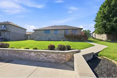 611 Edgewater Drive, Minooka, IL 60447 - Photo 23