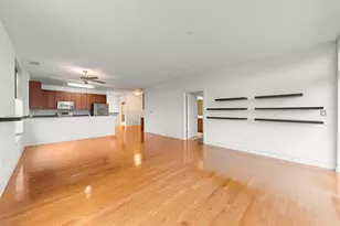 160 S River St, Aurora, IL 60506 - Photo 15