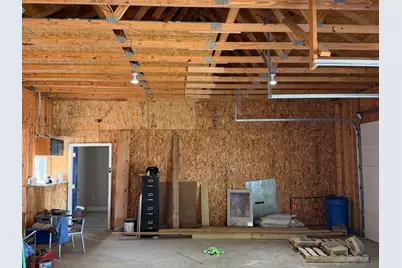 402 E 2nd Street, Gilman, IL 60938 - Photo 17