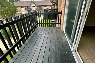 20A Kingery Quarter St, Willowbrook, IL 60527 - Photo 5