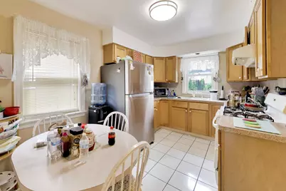 2908 W Birchwood Avenue, Chicago, IL 60645 - Photo 11