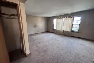 10309 Chaucer St, Westchester, IL 60154 - Photo 25